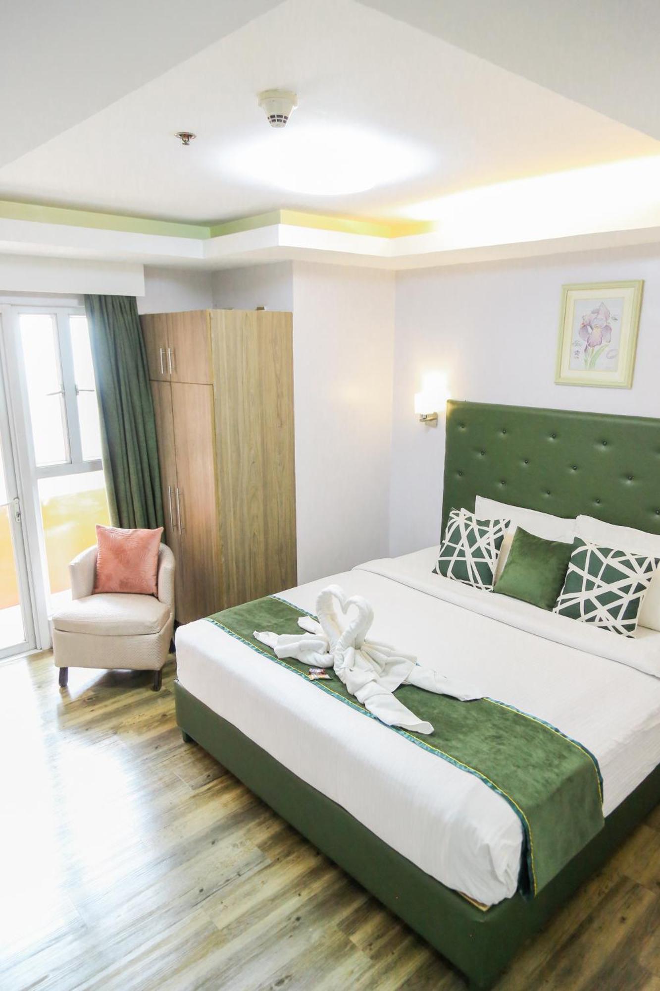 Pacific Bay Grand Suites Manila Exteriér fotografie