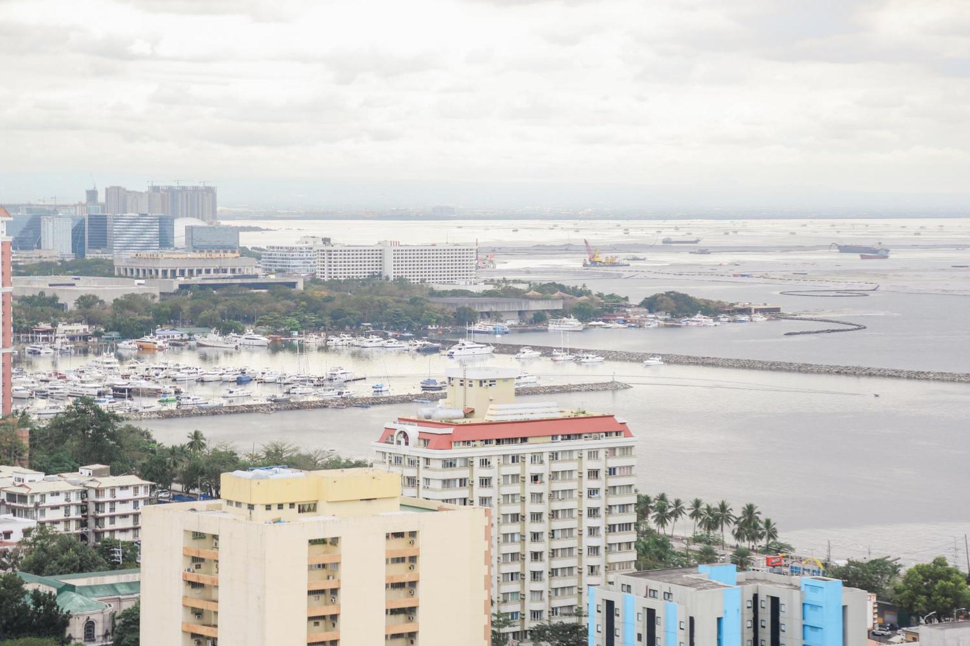 Pacific Bay Grand Suites Manila Exteriér fotografie