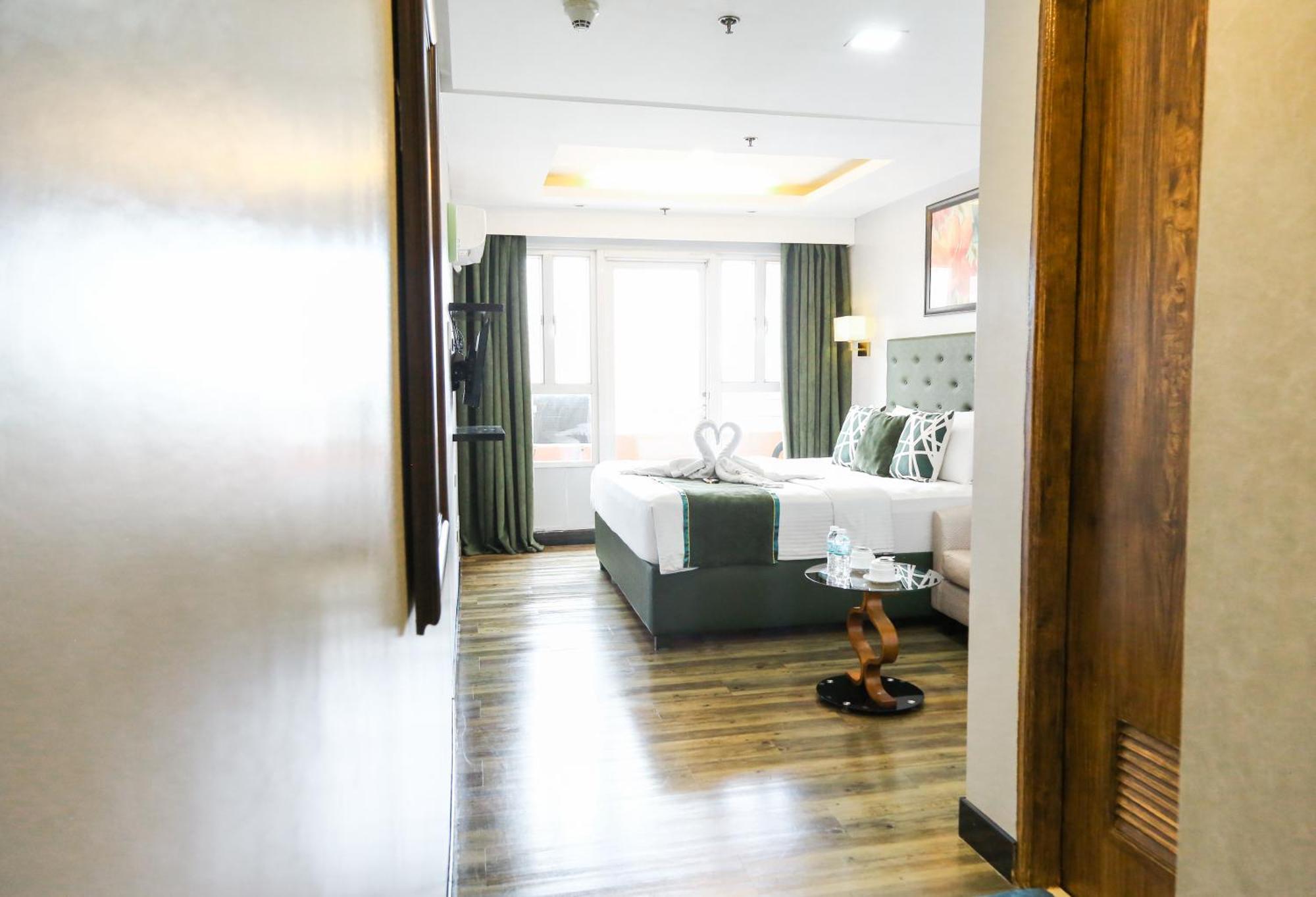 Pacific Bay Grand Suites Manila Exteriér fotografie